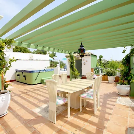 North Family Cortijo Villa Estepona